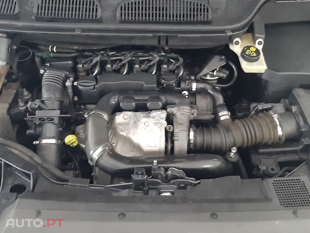 Ford Focus C-Max Ghia 1.6 TDCI 110 CV