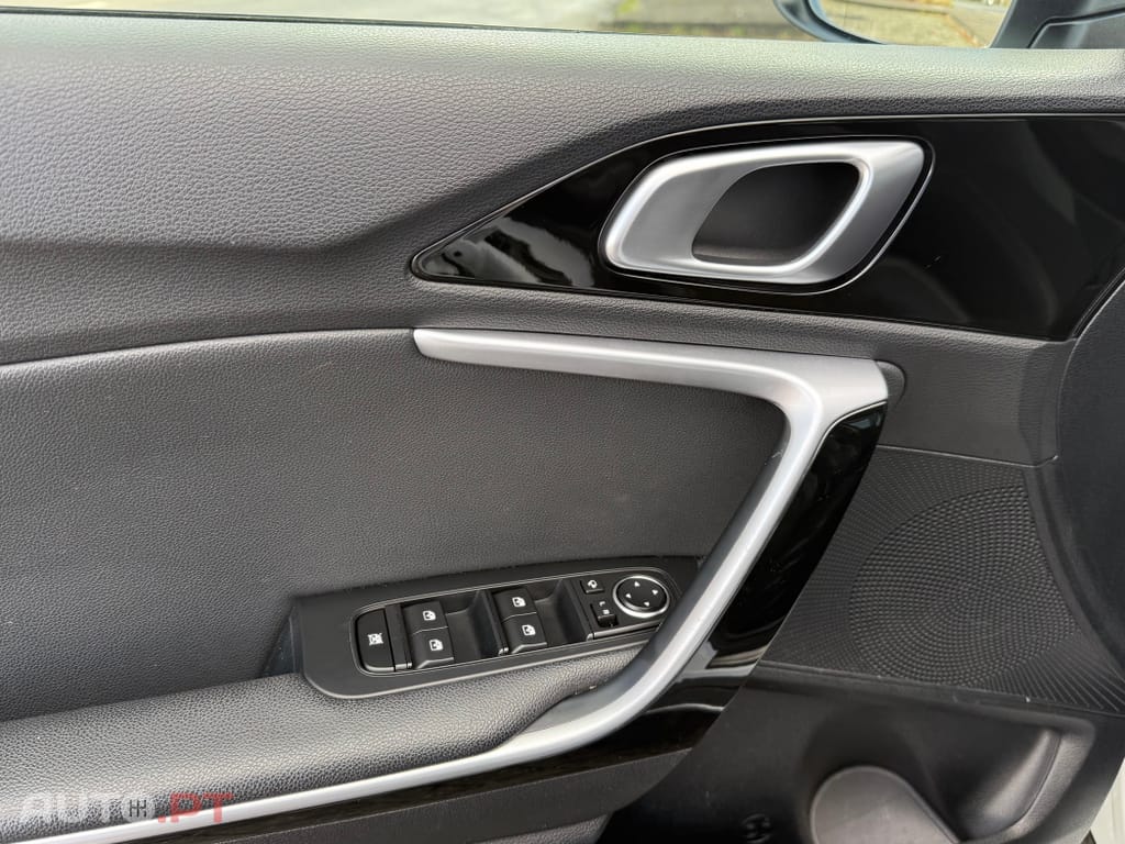 Kia Xceed 1.4 T-GDI Tech+SRF 7DCT