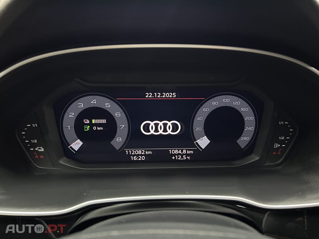 Audi Q3 45 TFSIe S line S tronic