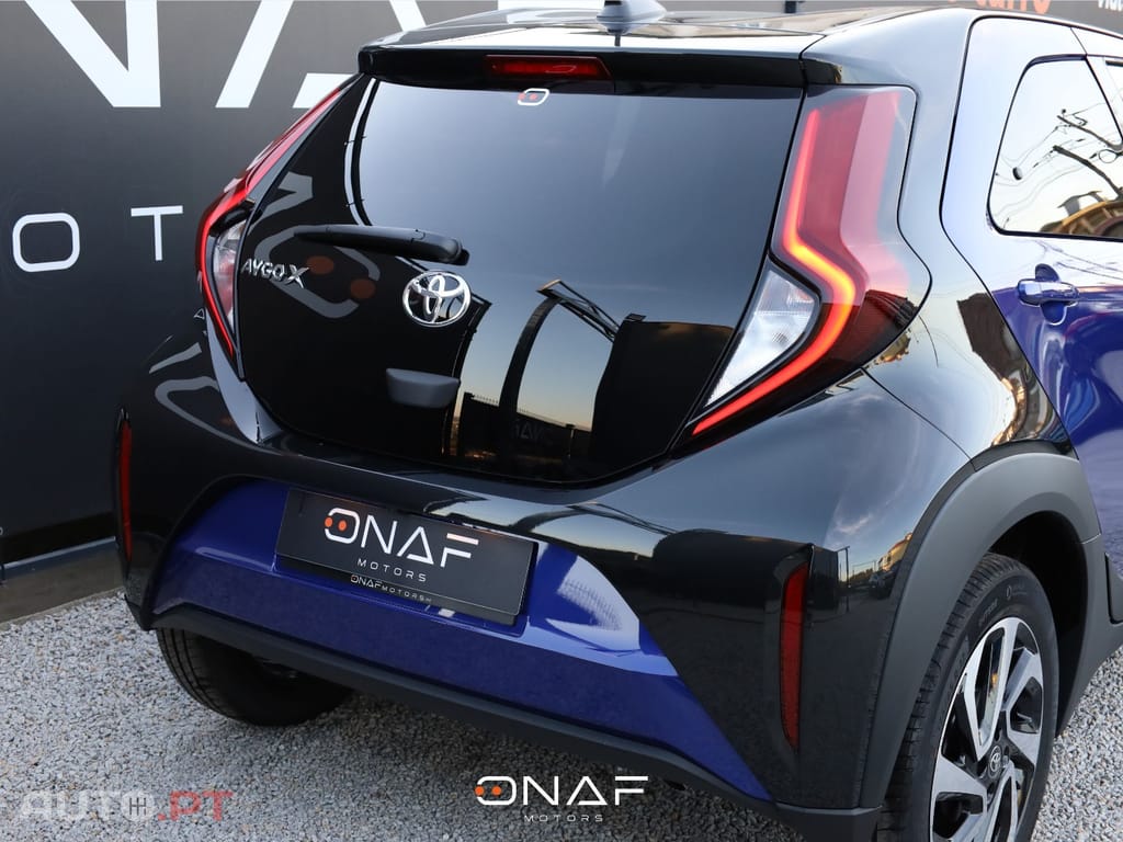 Toyota Aygo X 1.0 VVT-i Teamplayer