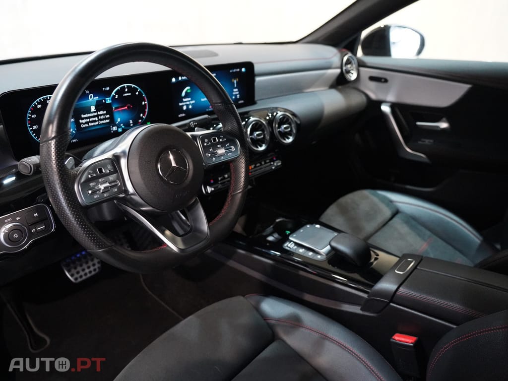 Mercedes-Benz CLA 180 AMG Shooting Brake