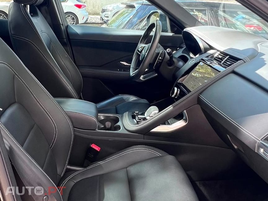 Jaguar E-Pace 1.5 P300e R-Dynamic S AWD Aut.