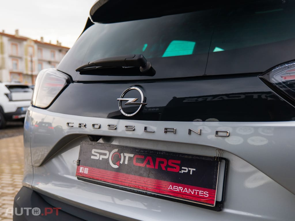 Opel Crossland 1.2 T Design & Tech