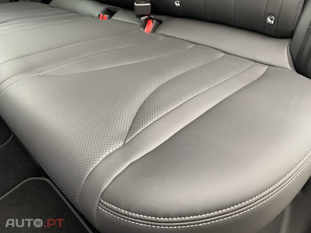 Ebro s700 1.6 TGDI Luxury