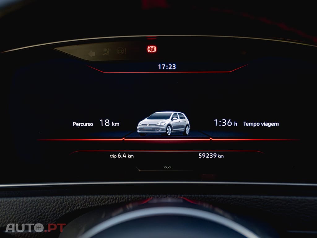 Volkswagen Golf 2.0 TSI TCR DSG