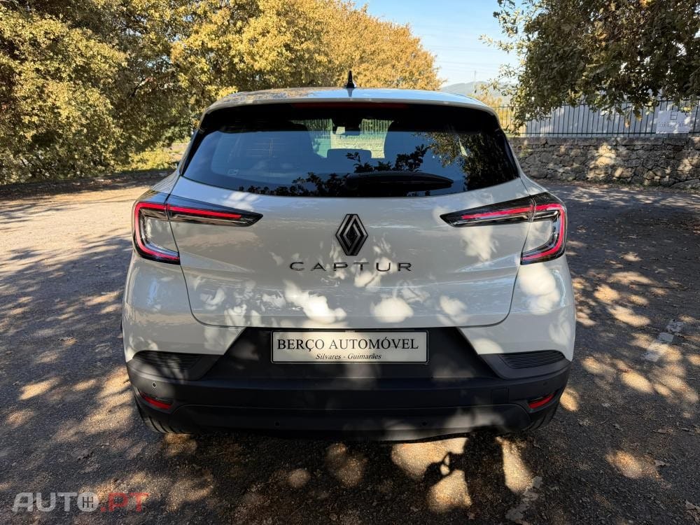 Renault Captur 1.0 TCe Techno Bi-Fuel