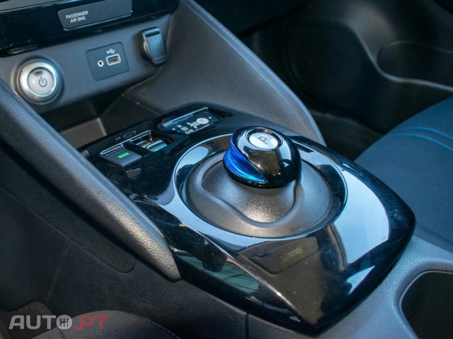 Nissan Leaf Acenta 40kWh