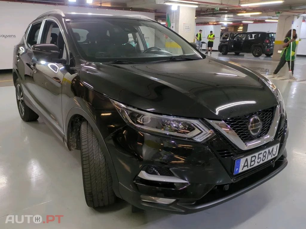 Nissan Qashqai 1.5 dCi N-Connecta J18