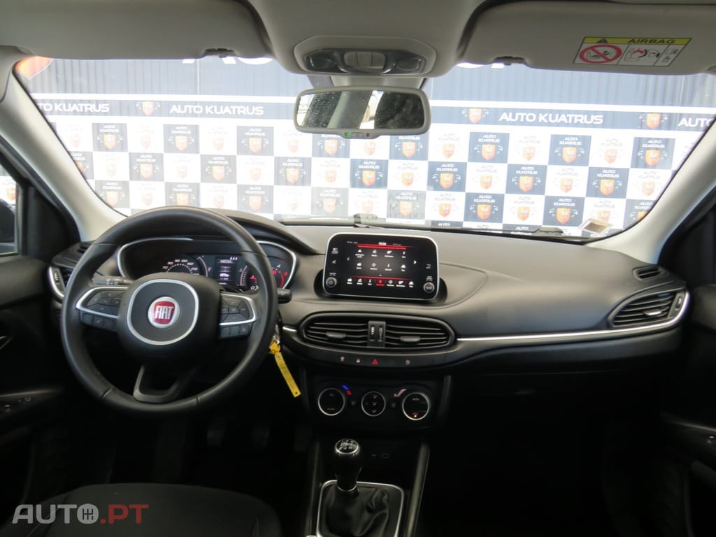 Fiat Tipo 1.3 M-Jet Lounge
