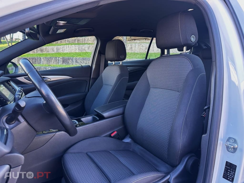 Opel Insignia 1.5 D Business Edition