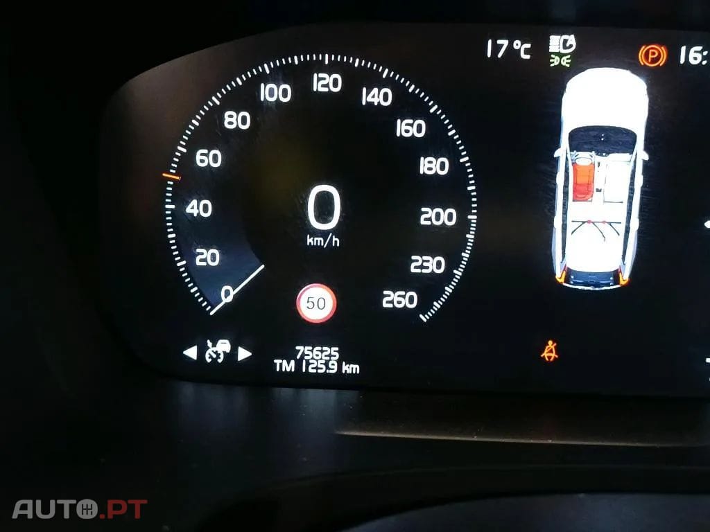 Volvo V90 2.0 T8 Momentum AWD Geartronic