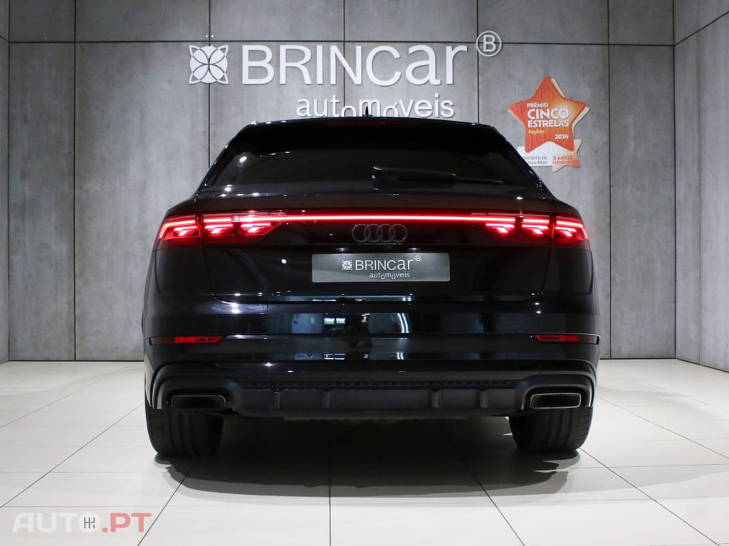 Audi Q8 55 TFSIe quattro Tiptronic