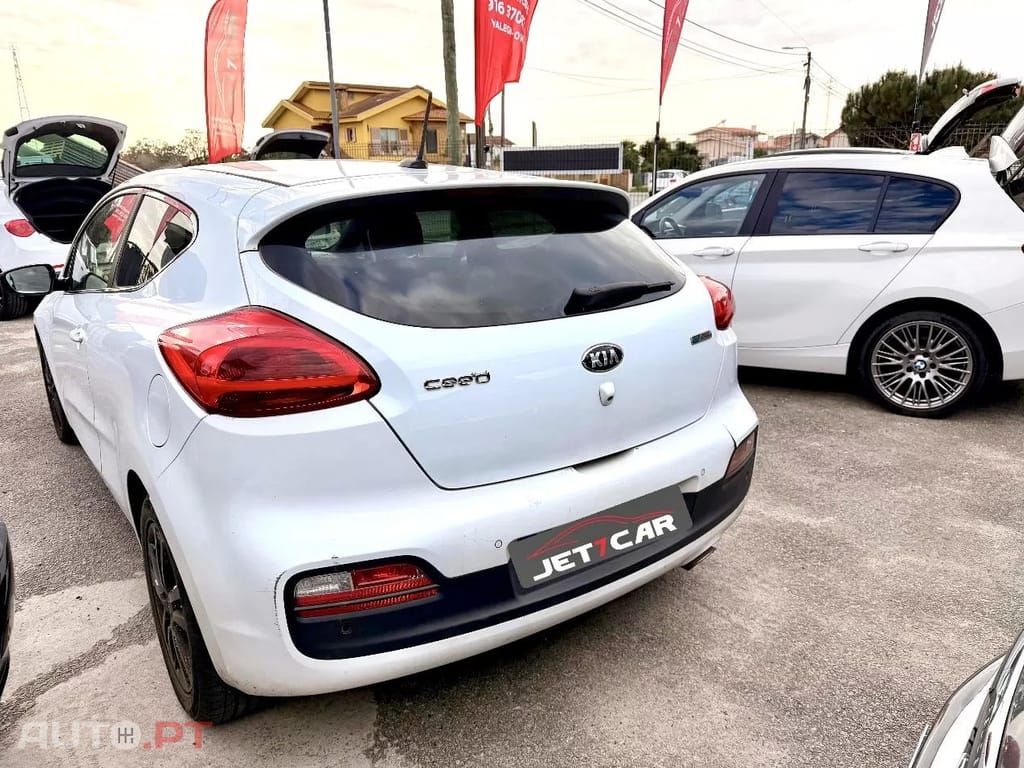 Kia Ceed CEED Crdi 