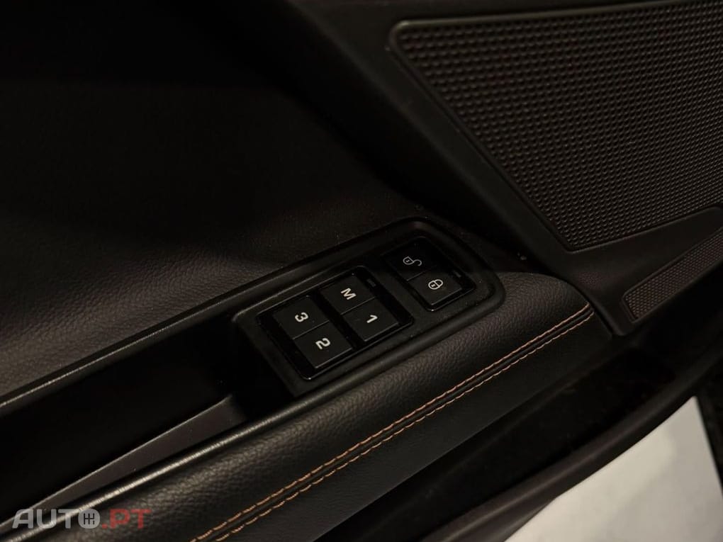 Jaguar XE 2.0 D Prestige Aut.