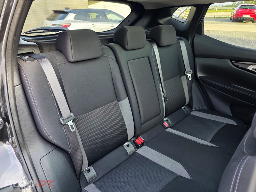 Nissan Qashqai 1.5 dCi N-Connecta