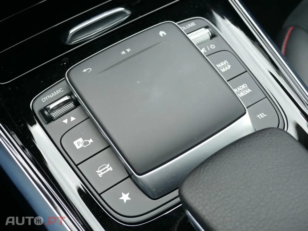 Mercedes-Benz GLB 180 d AMG Line