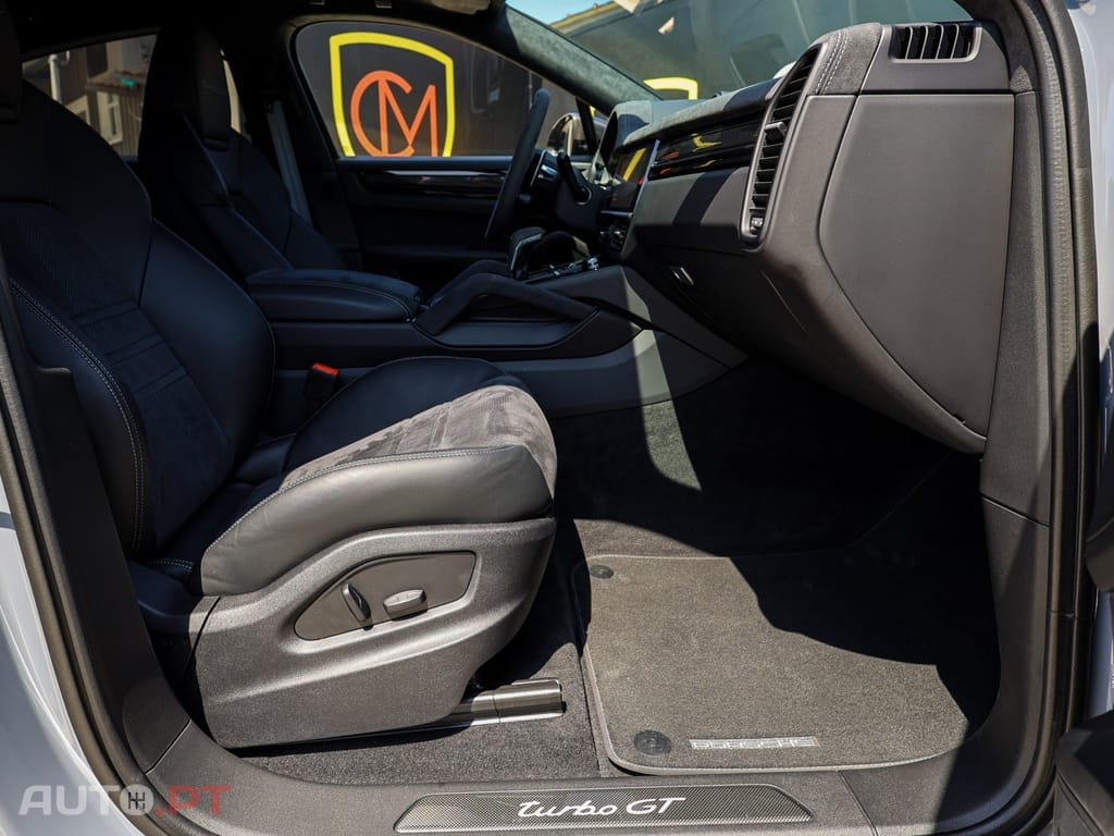Porsche Cayenne Turbo GT