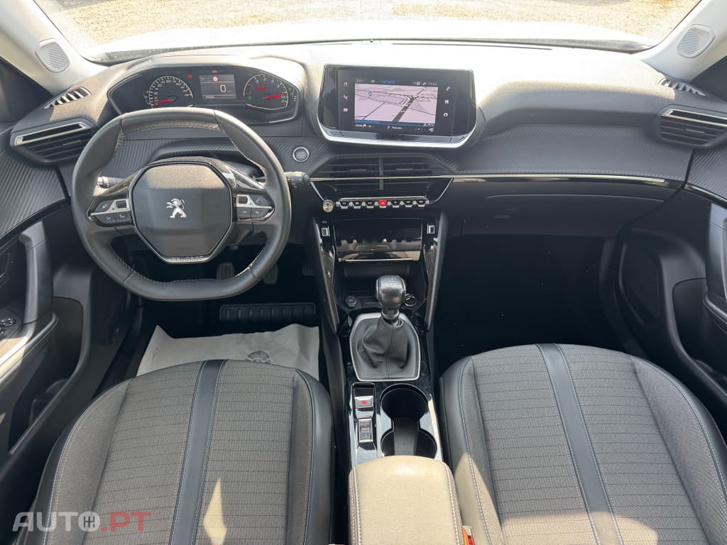 Peugeot 2008 1.2 PureTech Allure
