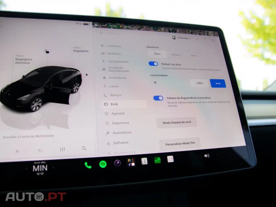 Tesla Model Y RWD — fotografia 18