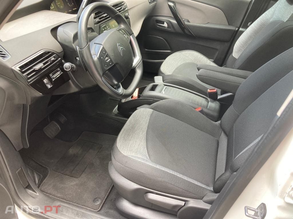 Citroen Grand C4 SpaceTourer PureTech 130 Stop&Start EAT6 SHINE