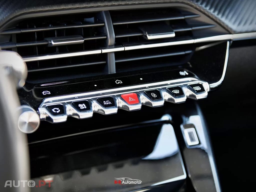 Peugeot 208 1.2 Hybrid Allure e-DCS6