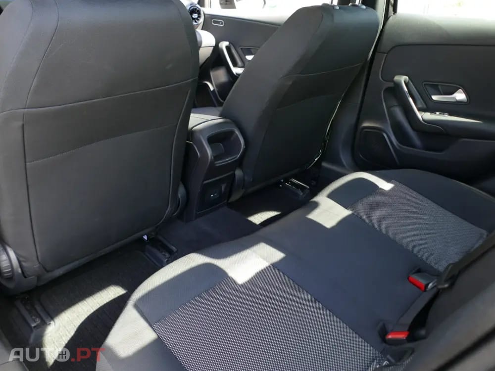 Mercedes-Benz A 250 e