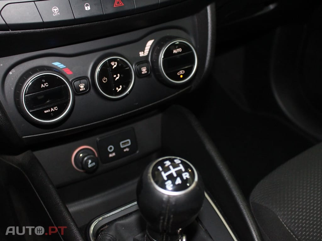 Fiat Tipo 1.3 M-Jet Lounge J17