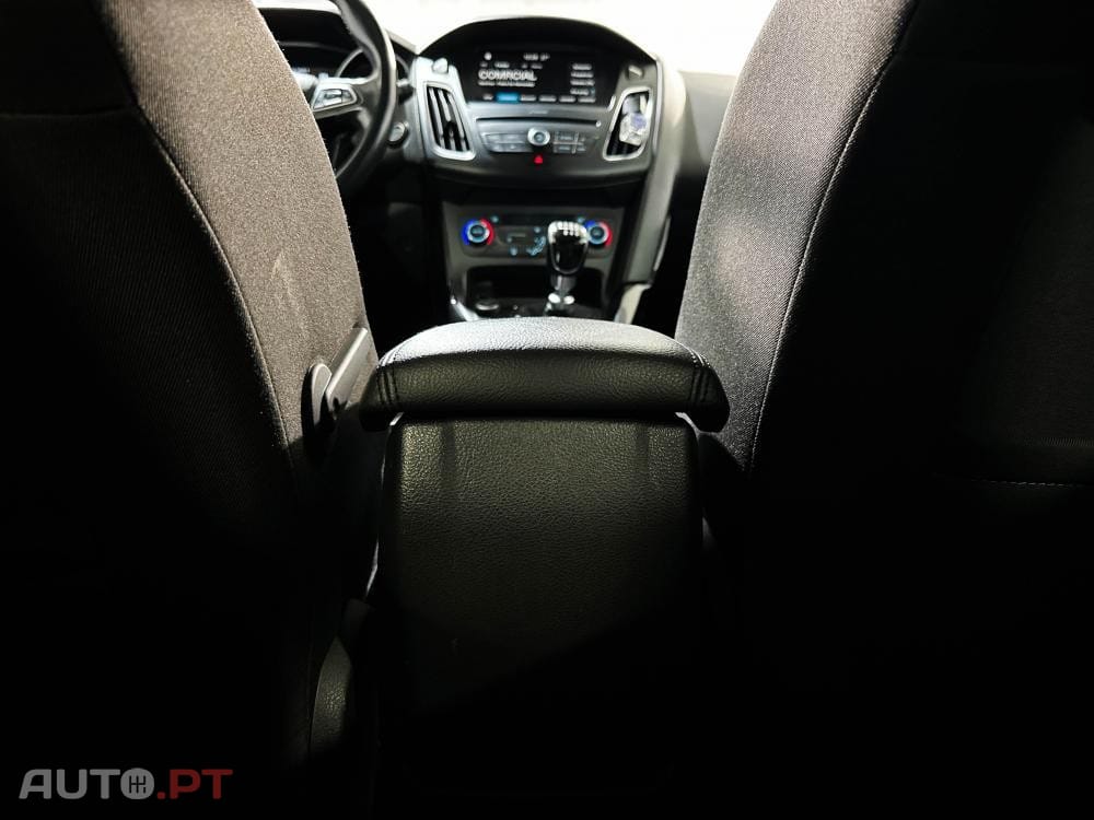 Ford Focus 1.5 EcoBlue S&S Aut. TITANIUM DESIGN