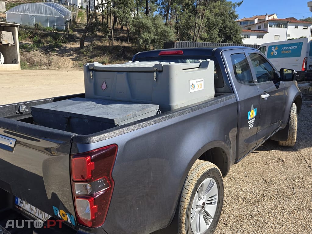 Isuzu D-Max Space Cab 4WD L