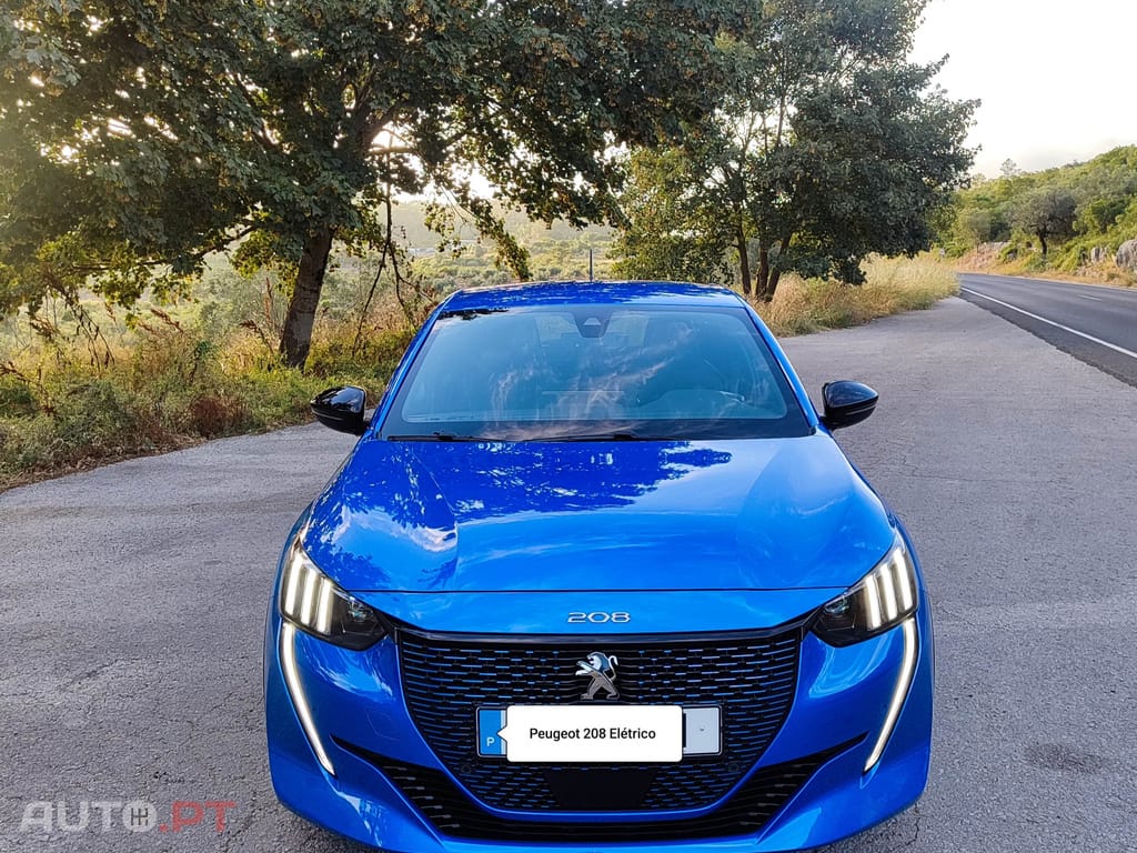 Peugeot E-208 GT Line