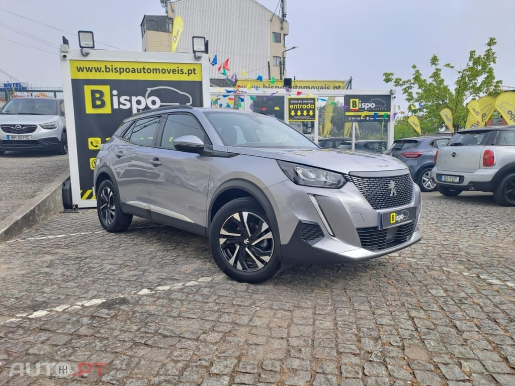 Peugeot 2008 1.2 PureTech Allure