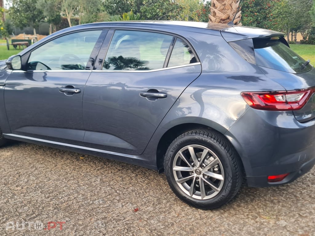 Renault Mégane 1.5 dCi Limited EDC