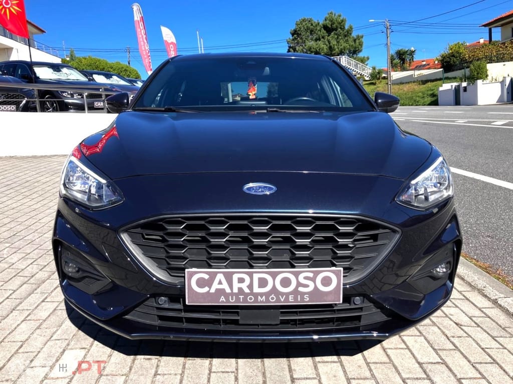 Ford Focus 1.0 EcoBoost Hybrid ST-LINE