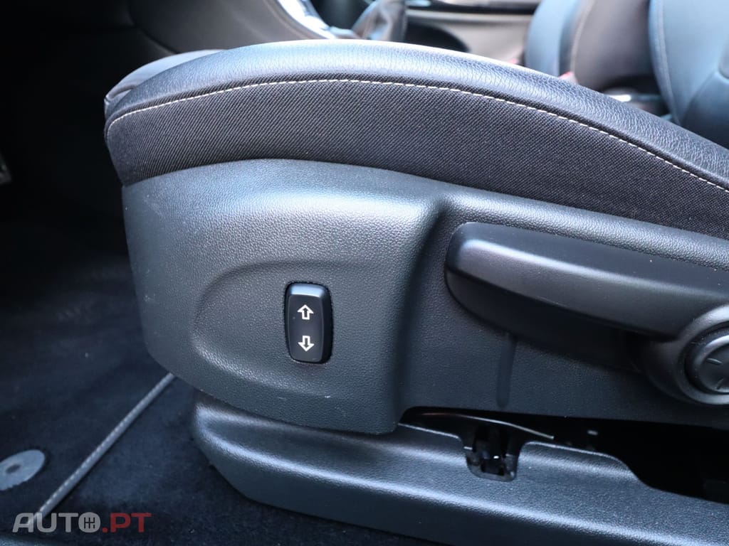 Opel Astra Sports Tourer 1.2 T Business Edition S/S