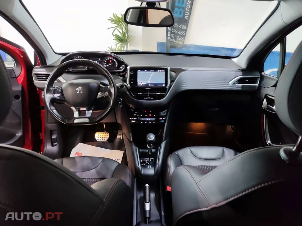 Peugeot 208 1.2 PureTech GT Line EAT6