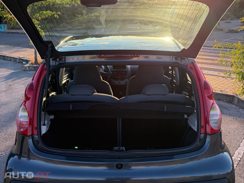 Peugeot 107 1.0 VTI Pure Tech