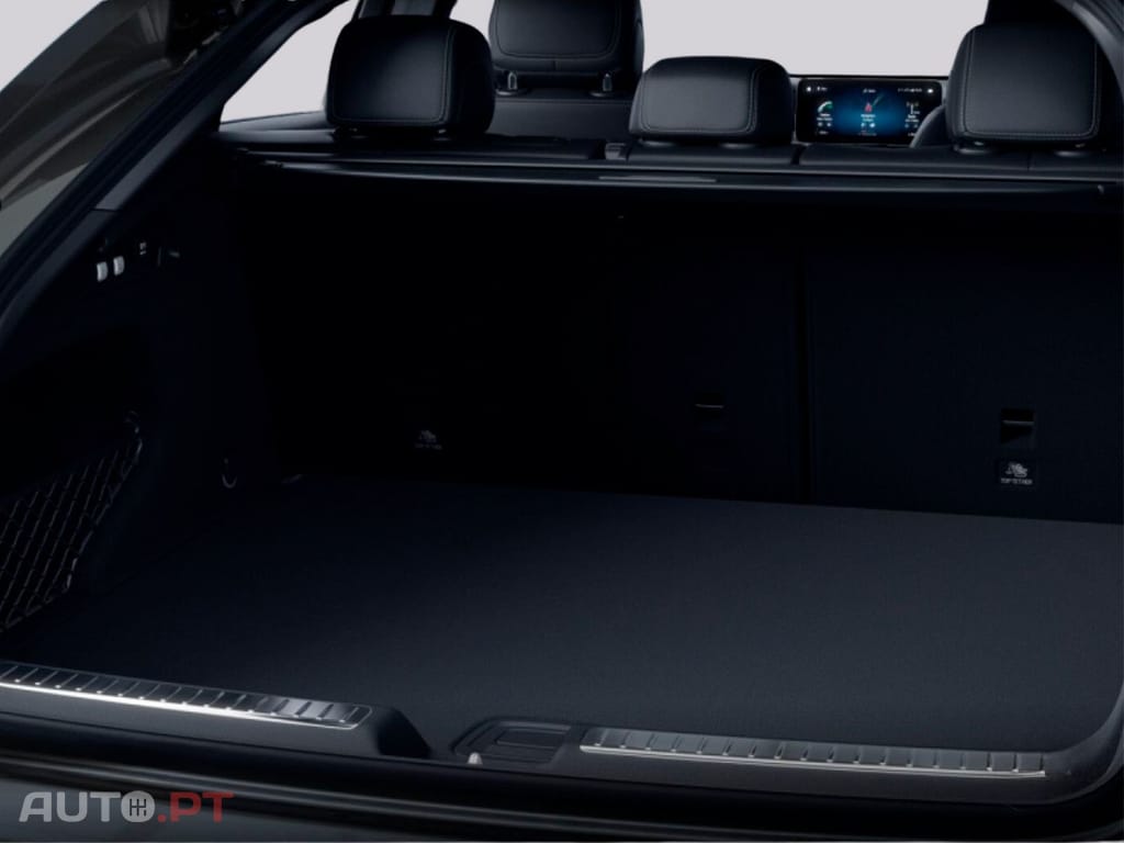 Mercedes-Benz GLC 300 I.V.A DEDUTÍVEL e 4M AMG