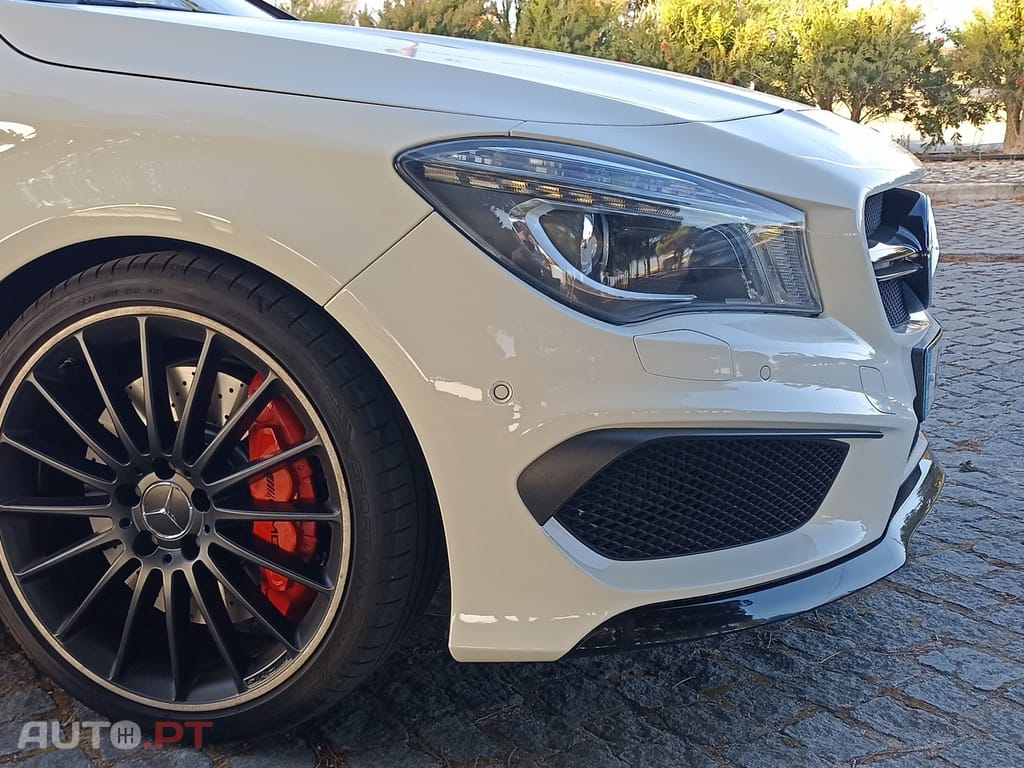 Mercedes-Benz CLA 45 AMG Shooting Brake 4-Matic