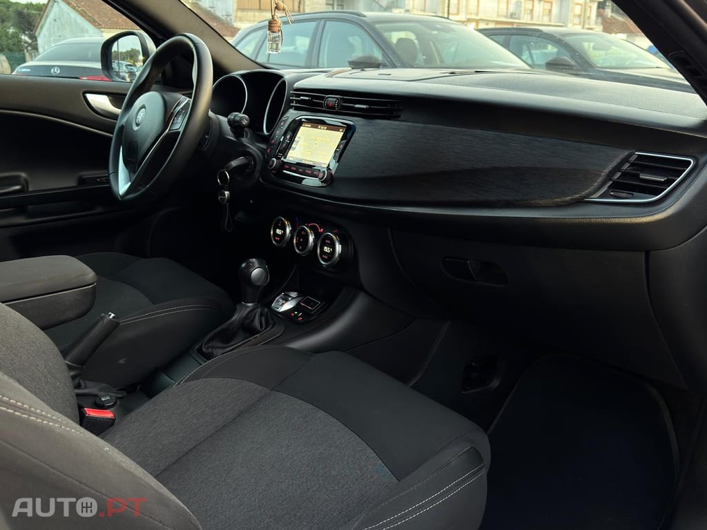 Alfa Romeo Giulietta 1.6 JTDM Sport TCT