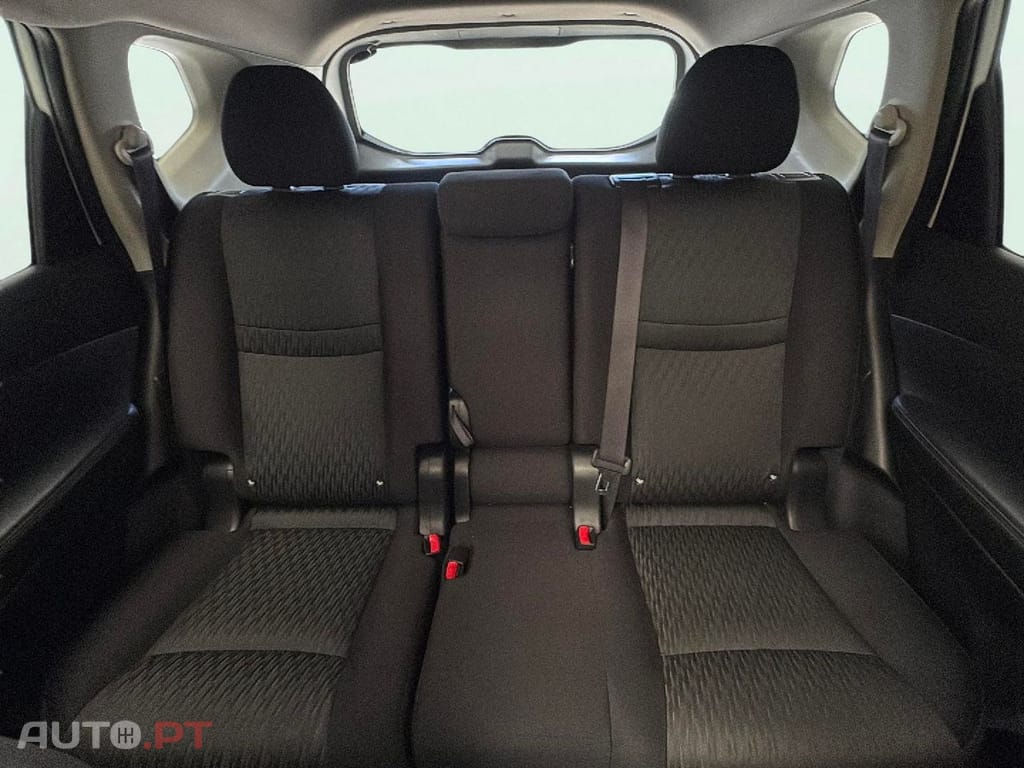 Nissan X-Trail 1.3 DIG-T N-Connecta DCT