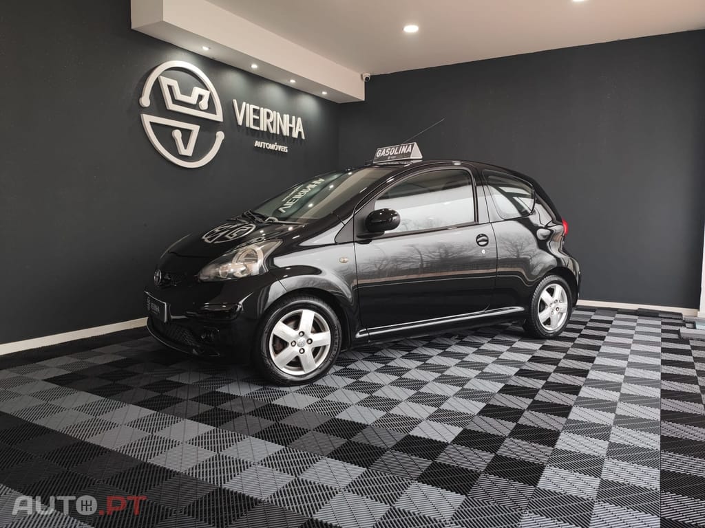 Toyota Aygo 1.0 AC (nacional)