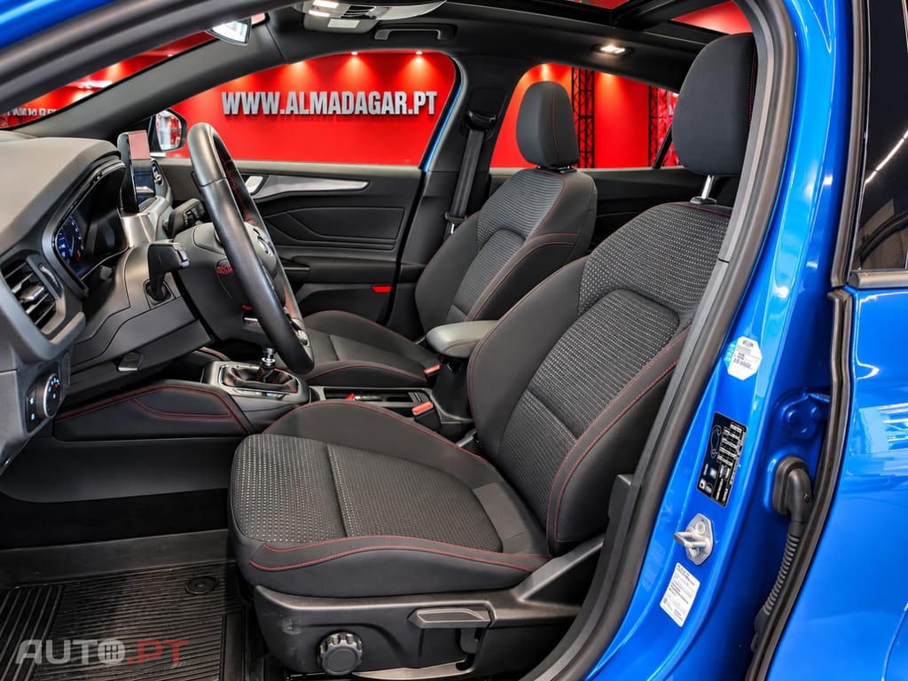 Ford Focus 1.0 EcoBoost ST-Line