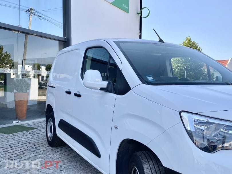 Opel Combo 3-lugares