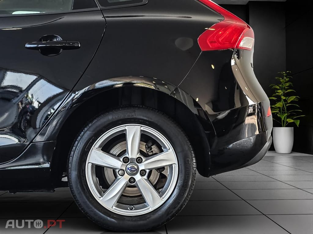 Volvo V40 2.0 D2 Momentum