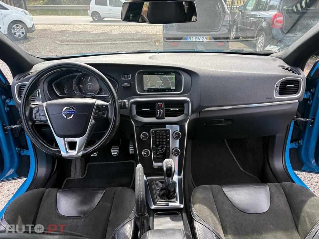 Volvo V40 1.6 D2 R-Design