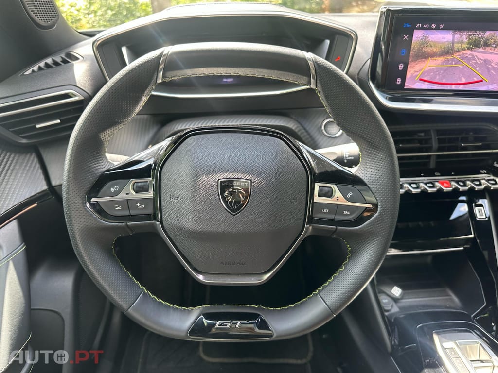 Peugeot E-2008 50 kWh GT Pack