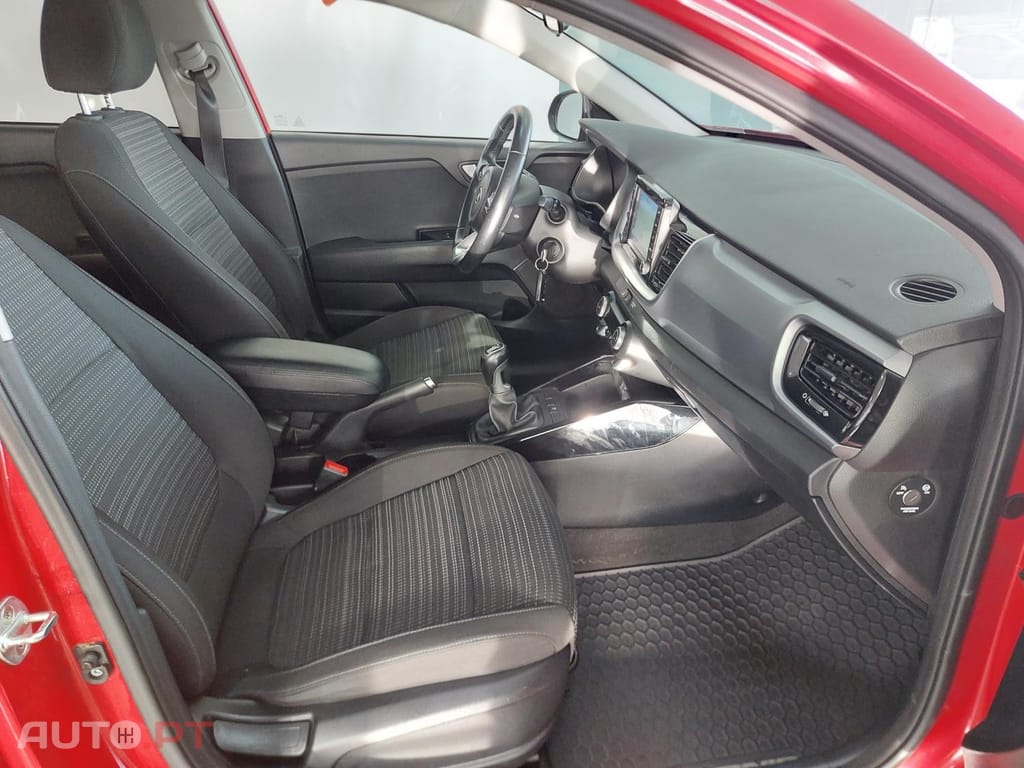 Kia Stonic 1.0 T-GDI EX