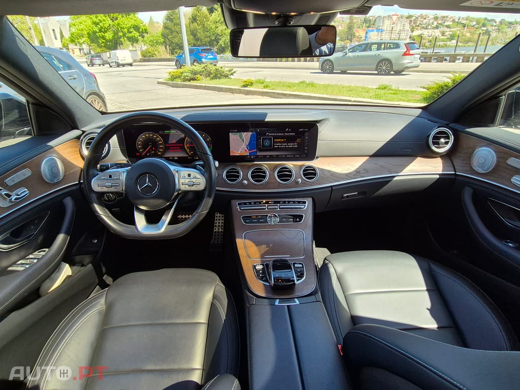 Mercedes-Benz E 300 AMG Line