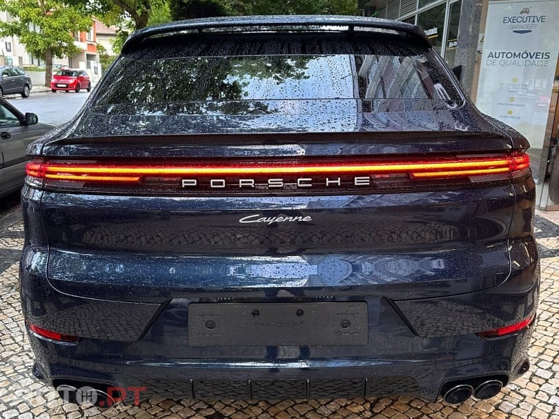 Porsche Cayenne E-Hybrid Tiptronic S Black Edition