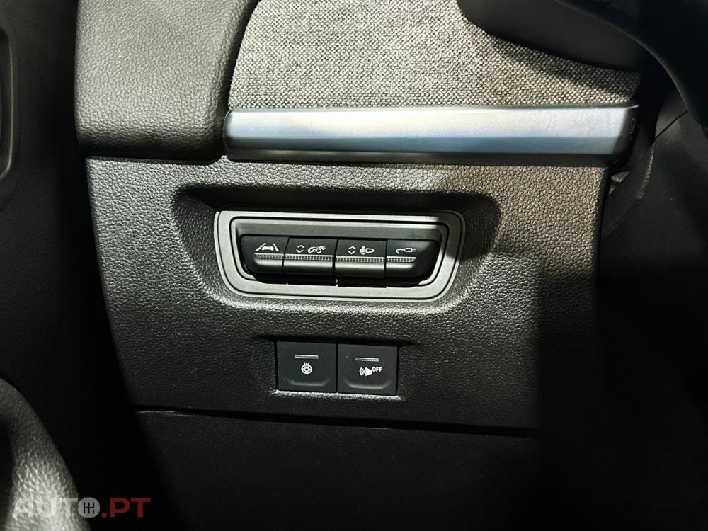 Renault Zoe (c/ Bateria) EV50 135hp Techno